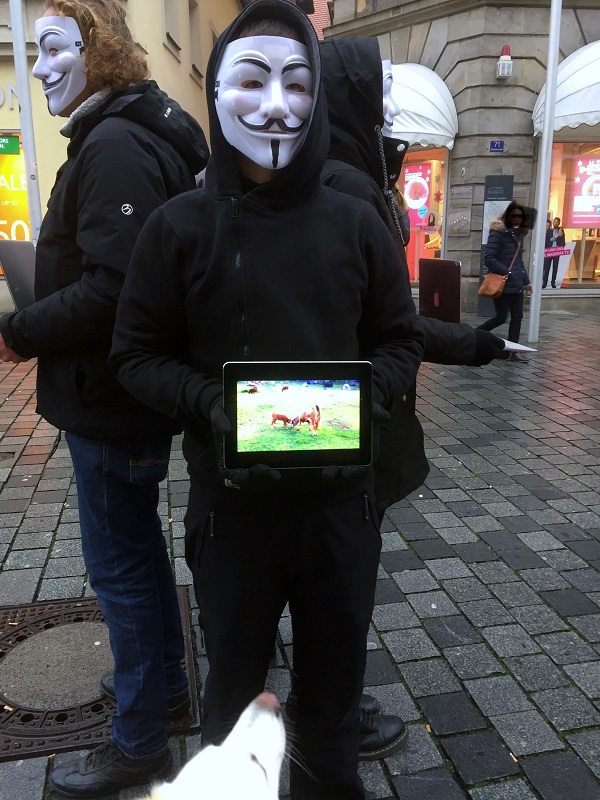 181229 Anonymous-for-the-Voiceless-Demo Bild 3